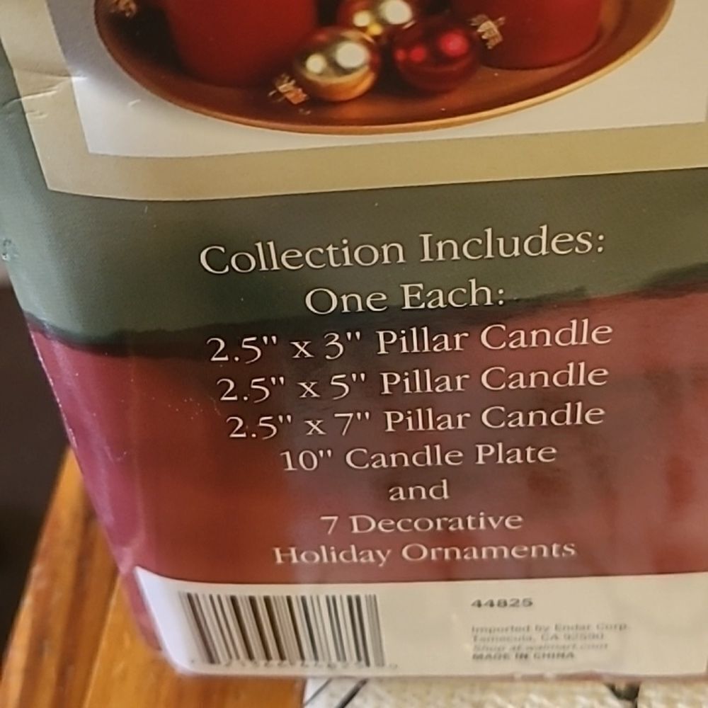 Holiday Time Centerpiece Collection - Picture 6 of 6